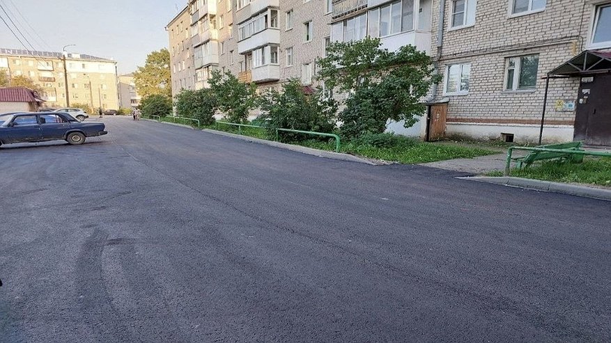 Главная картинка новости: В Гороховецком районе за два года благоустроили 25 дворов и 15 дворовых проездов