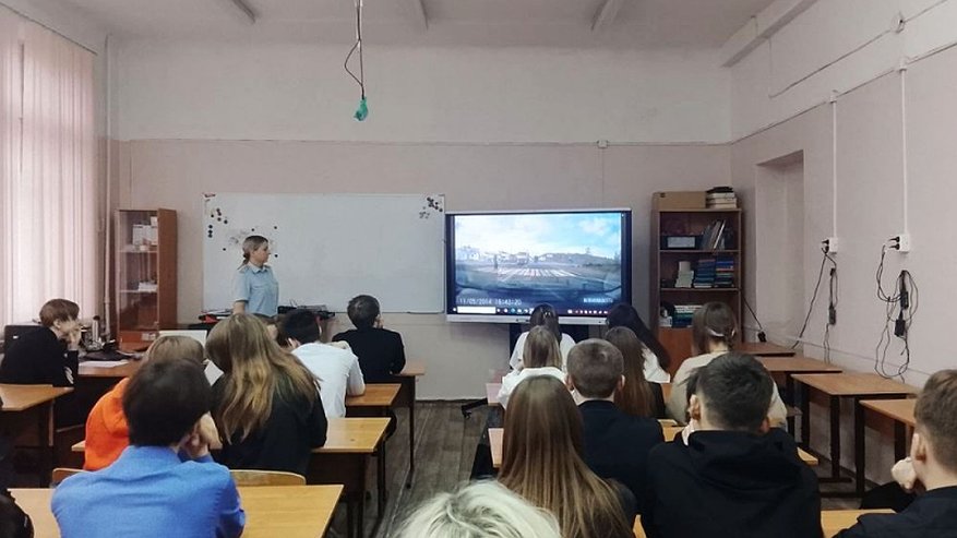 Главная картинка новости: Для учащихся школ №2 и №16 Гусь-Хрустального организовали специальный курс по безопасности