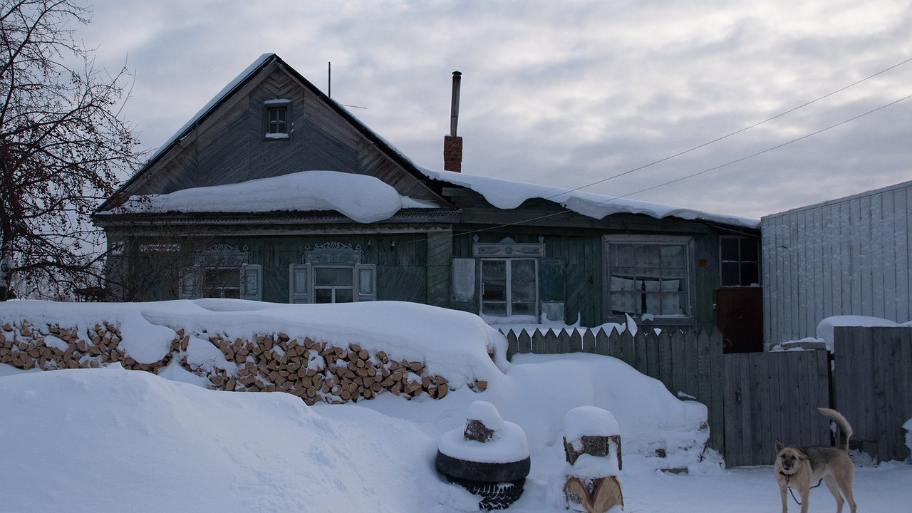 Главная картинка новости: Утеплите дом быстро и бесплатно: способ, который работает лучше дорогих материалов