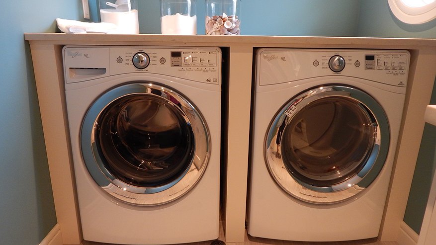 Главная картинка новости: Можно ли заливать гель для стирки сразу в барабан: опытный сантехник ответил на этот вопрос