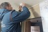 Миниатюра новости: В домах семей военнослужащих Владимирской области устанавливают пожарные датчики