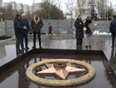 Во Владимире на мемориале памяти павшим воинам завершили укладку плитки и монтаж звезды