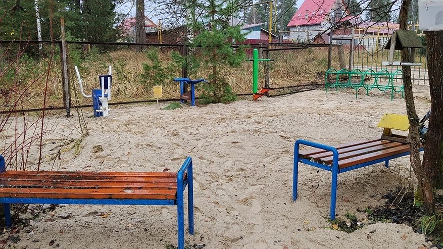 Главная картинка новости: В Собинке спортивные площадки для детей оказались небесными