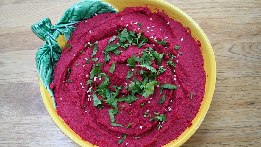 Главная картинка новости: Просто обожаю такую свеклу - варю целую кастрюлю, ставлю в холодильник: и салат, и гарнир, и на хлеб