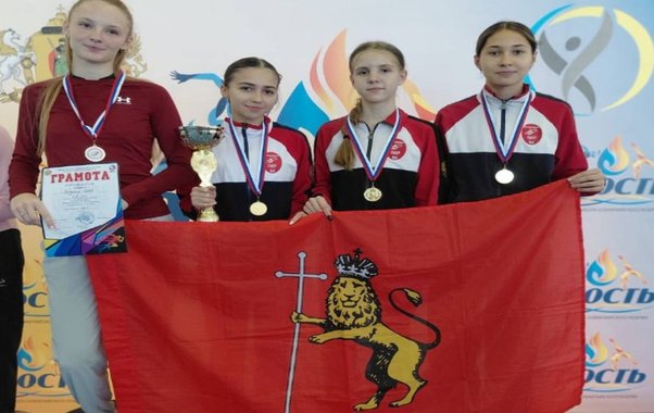 Владимирские легкоатлеты начали зимний сезон с побед в Рязани и Ярославле