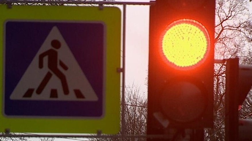 Главная картинка новости: Во Владимире 33 светофора подключают к оптоволоконной сети