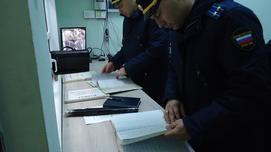 Главная картинка новости: Прокуратура провела ночную проверку в двух мужских колониях Вязников