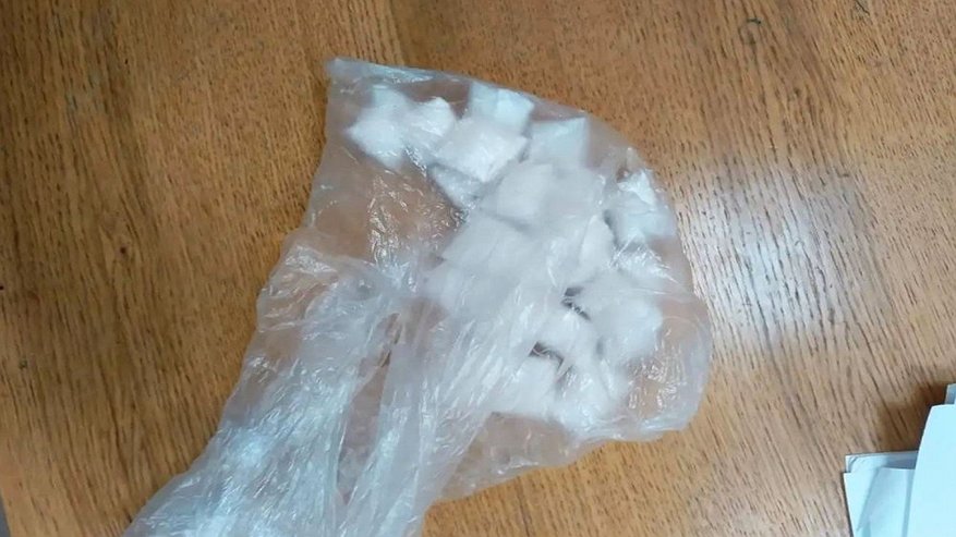 Главная картинка новости: В Муроме задержали двух молодых людей с крупной партией запрещённых веществ