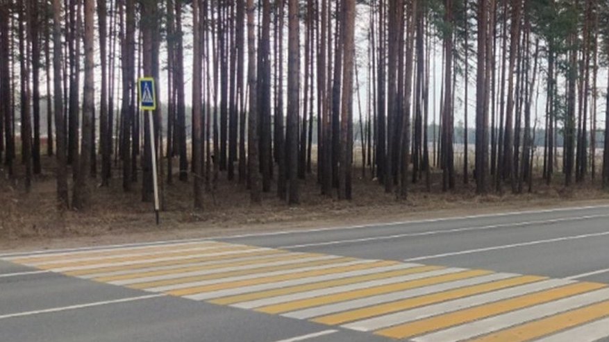 Главная картинка новости: В регионе нанесли 4 667 километров разметки на дорогах за дорожный сезон 2025 года