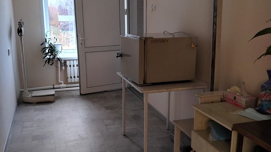 Главная картинка новости: С закрытием ФАПа в деревне Селивановского районе не было доступа к медицинской помощи