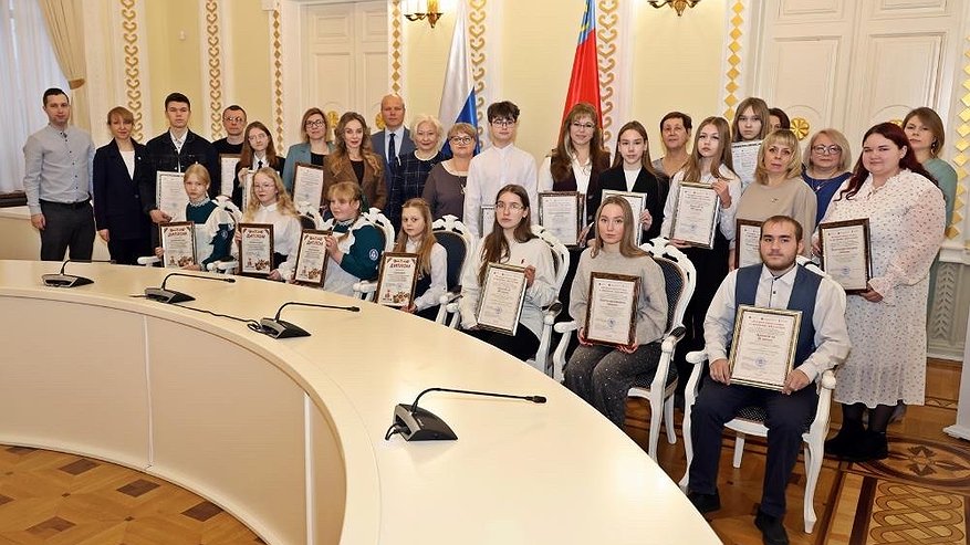 Главная картинка новости: Во Владимирской области подвели итоги конкурса «История семьи в архивных документах» в честь 80-летия Великой Победы