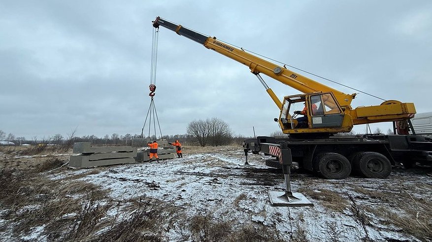 Главная картинка новости: От Юрьев-Польской трассы до Мосино начали строить новую дорогу длиной почти 4 километра