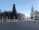 На Соборной площади во Владимире выявили нарушения при установке новогодних конструкций