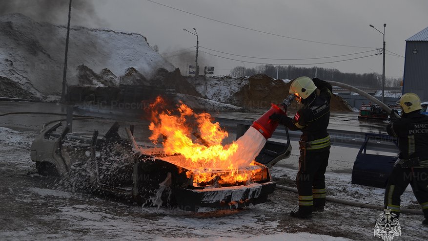 Главная картинка новости: МЧС провели учения на трассе М-12 в Муроме