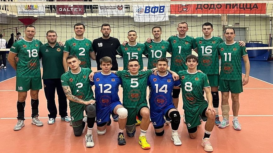 Главная картинка новости: Владимирский «Сунгирь» без потерь прошёл четвёртый тур чемпионата России по волейболу