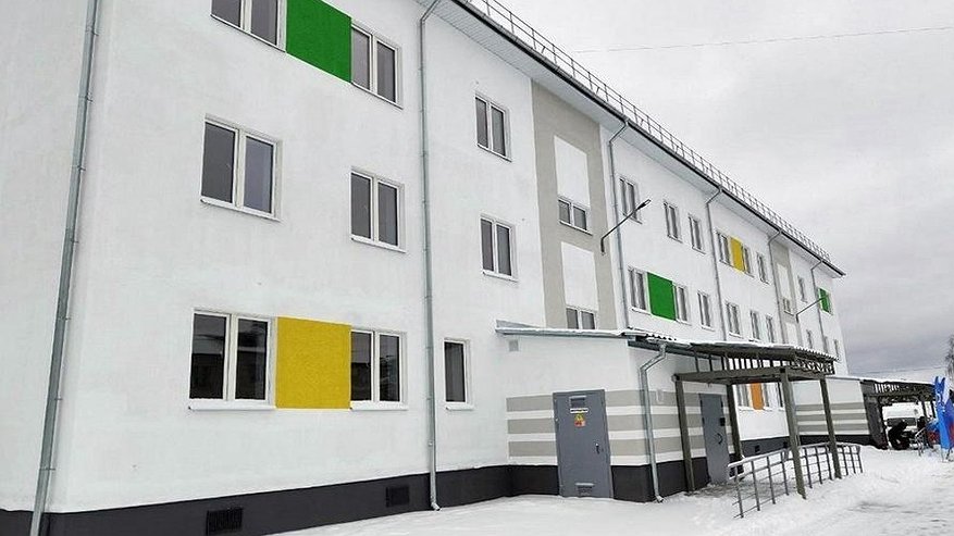 Главная картинка новости: В Ковровском районе 12 семей получили квартиры в новом социальном доме