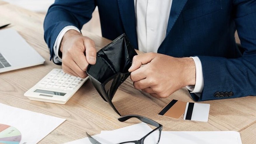 Главная картинка новости: Ковровчанину задолжали зарплату на 100 тысяч рублей