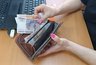 Миниатюра новости: С января во Владимирской области выросли страховые пенсии на 7,6%