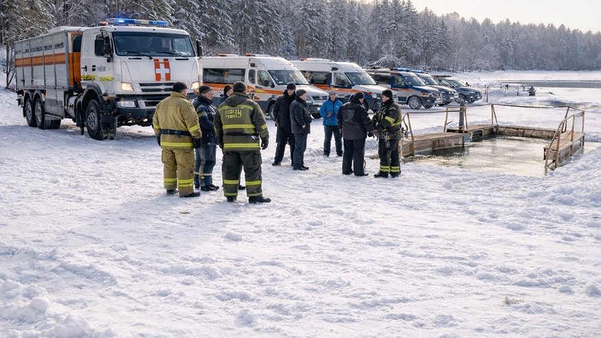 Главная картинка новости: Более 500 специалистов обеспечат безопасность на Крещение во Владимирской области