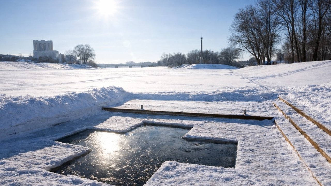 Главная картинка новости: Во Владимире напомнили правила безопасности для участников крещенских купаний