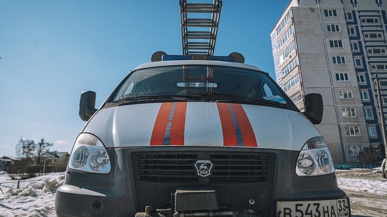 Главная картинка новости: Ковровские спасатели за день помогли полиции и медикам во время двух происшествий