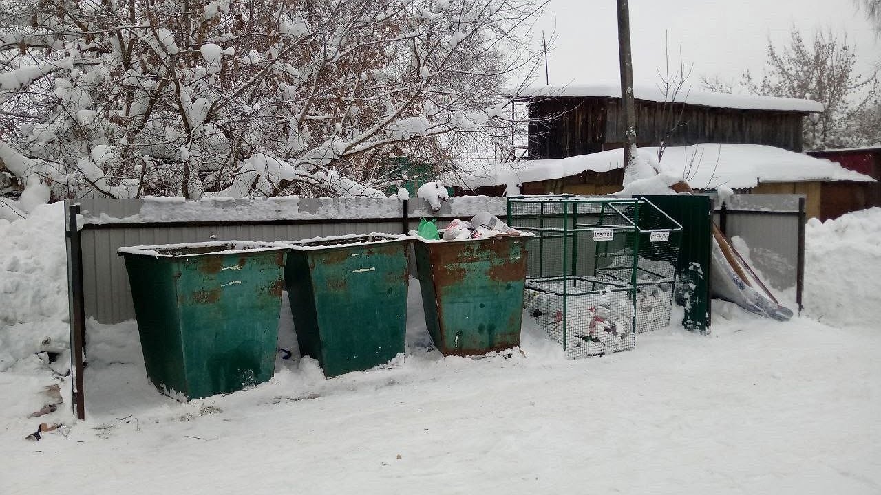 Главная картинка новости: В Красной Горбатке не было доступа к контейнерным площадкам