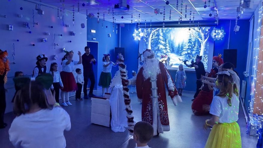 Главная картинка новости: По всей Владимирской области к детям пришли «Полицейские Деды Морозы»