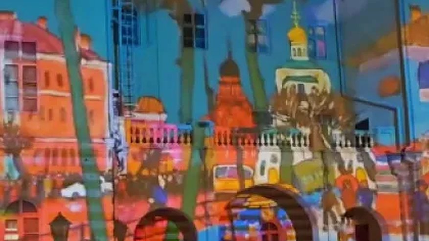 Главная картинка новости: Во Владимире проходит бесплатное светомузыкальное шоу