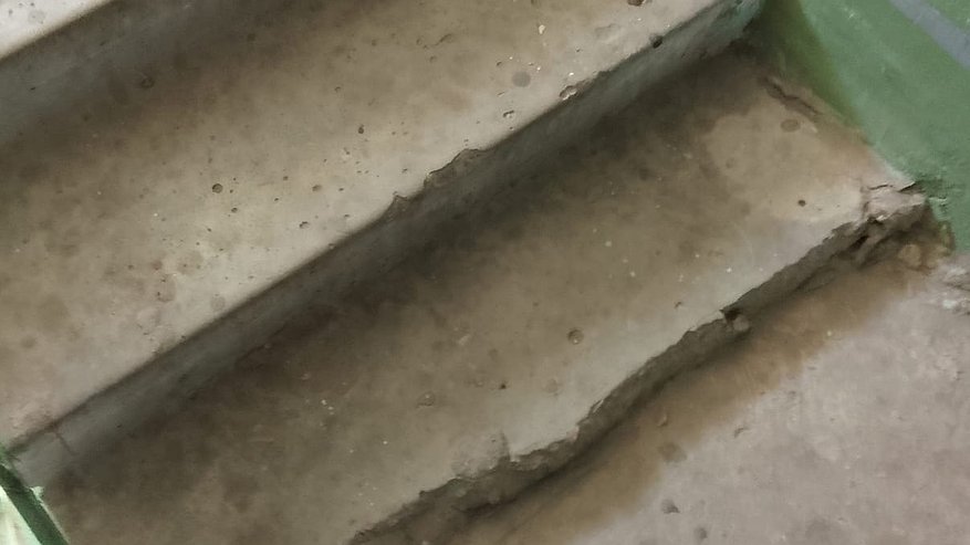 Главная картинка новости: В Кольчугине управляющая компания не ремонтировала многоквартирные дома